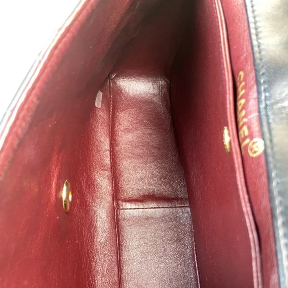 HOLD - CHANEL Vintage Black Lambskin Flap Bag Medium GHW - Picture 8 of 16